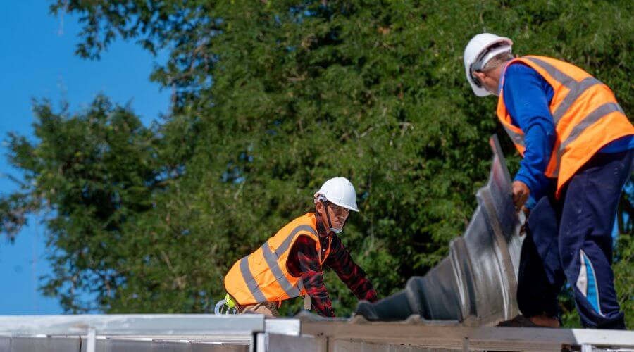 Roof replacement in Blanford, IN